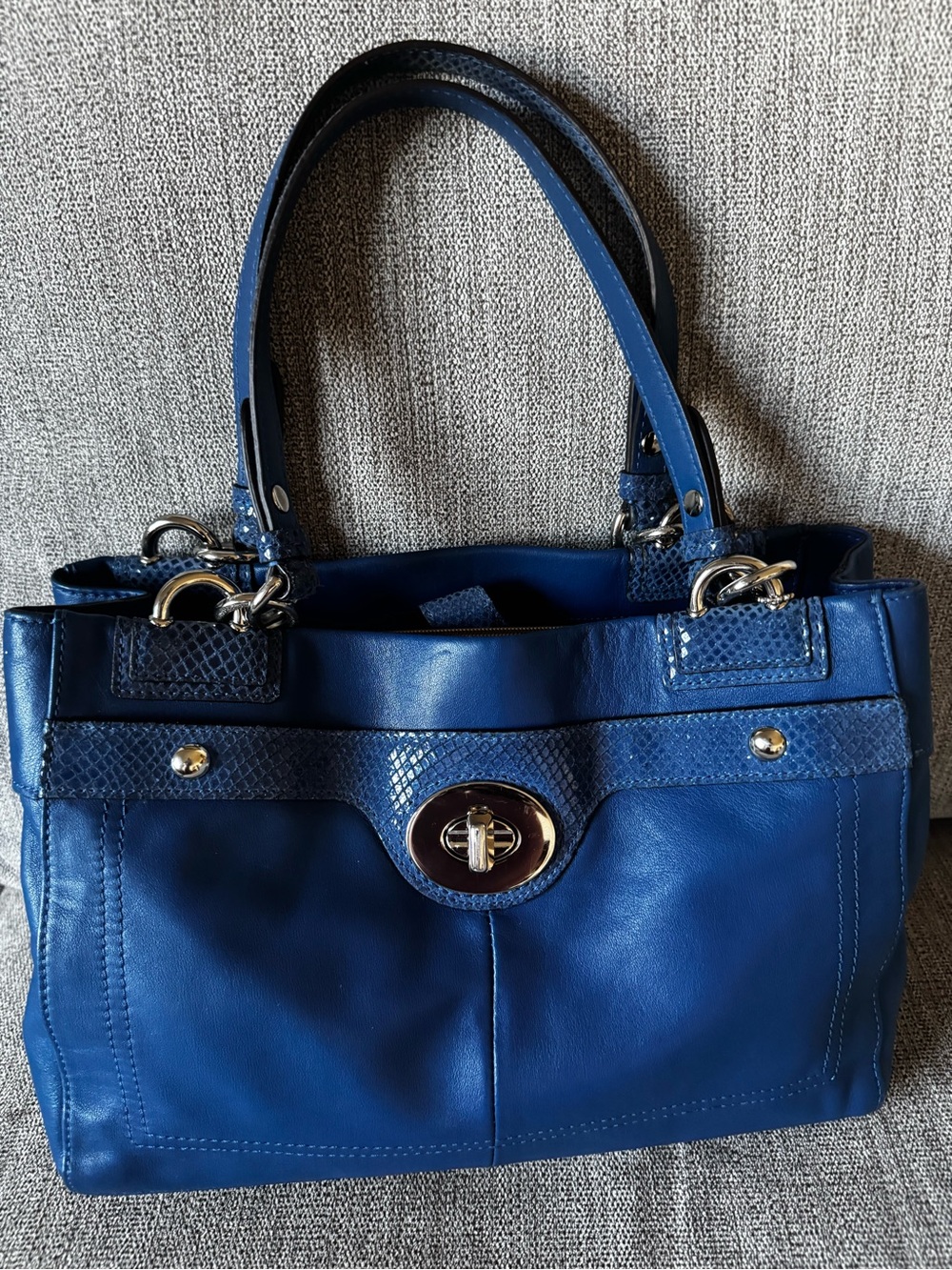 Coach Blue Leather Shoulder Tote with Turn-Lock Detail